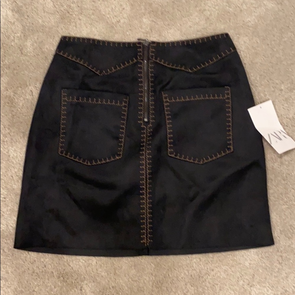 Zara suede high waisted skirt w/ brown stitching